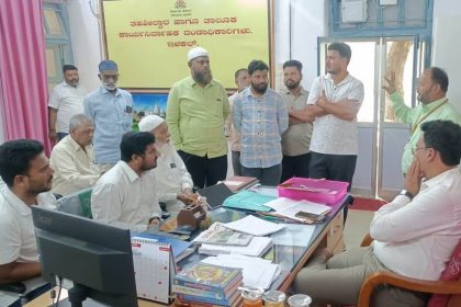 ಹುನಗುಂದ ದರ್ಗಾಕ್ಕೆ ಅಧಿಕಾರಿ ಅಮರೇಶ್ ಪಮ್ಮಾರ್ ಭೇಟಿ