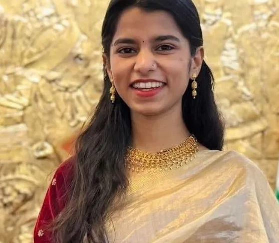 ಜಸ್ಟ್ ಪಿಯು ಪಾಸಾದ ಮೈಥಿಲಿ ದೇಶದ ಕಿರಿಯ ಶಾಸಕಿ ಜಸ್ಟ್ ಪಿಯು ಪಾಸಾದ ಮೈಥಿಲಿ ದೇಶದ ಕಿರಿಯ ಶಾಸಕಿ