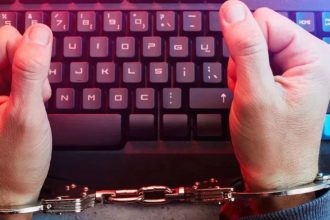 ಕರ್ನಾಟಕದಲ್ಲೇ ಅತಿದೊಡ್ಡ ಡಿಜಿಟಲ್ ಅರೆಸ್ಟ್ ಪ್ರಕರಣ: ಟೆಕ್ಕಿಗೆ 31.83 ಕೋಟಿ ಹಣ ಪಂಗನಾಮ