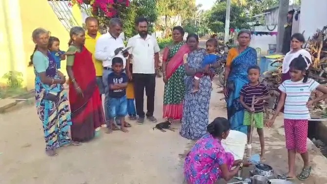 ಕಲಬೆರಕೆ ಸೇಂದಿ ಸೇವಿಸಿದ 15 ಮಂದಿ ಅಸ್ವಸ್ಥ ಕಲಬೆರಕೆ ಸೇಂದಿ ಸೇವಿಸಿದ 15 ಮಂದಿ ಅಸ್ವಸ್ಥ