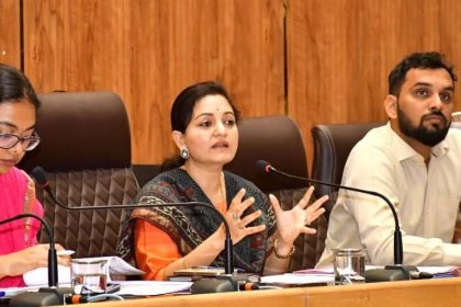 ಸುಸ್ಥಿರ ಅಭಿವೃದ್ಧಿಗಾಗಿ ಕೇತ್ರಮಟ್ಟದ ಮೂಲಬೇಡಿಕೆಗಳ ಬಗ್ಗೆ ಗಮನಹರಿಸಿ, ಯೋಜನೆಯಲ್ಲಿ ಆದ್ಯತೆ ನೀಡಿ: ಜಿಲ್ಲಾಧಿಕಾರಿ ದಿವ್ಯ ಪ್ರಭು