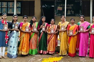 ರಾಜ್ಯೋತ್ಸವದಂದು ಹುಣಶ್ಯಾಳ ಪಿ.ವಾಯ್ ಗ್ರಾಮದಲ್ಲಿ ಮಹಾನ್ ದಾರ್ಶನಿಕ ಬಸವಣ್ಣ ಗ್ರಂಥ  ಲೋಕಾರ್ಪಣೆ