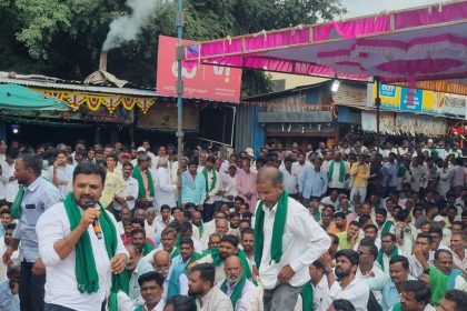  ಕಬ್ಬಿಗೆ ರೂ. 3300/- ಘೋಷಣೆ,  ರಾಜ್ಯ ರೈತ ಸಂಘದ ಹೋರಾಟಕ್ಕೆ ಸಂದ ಜಯ : ಮಹಾಂತೇಶ ವಕ್ಕುಂದ 