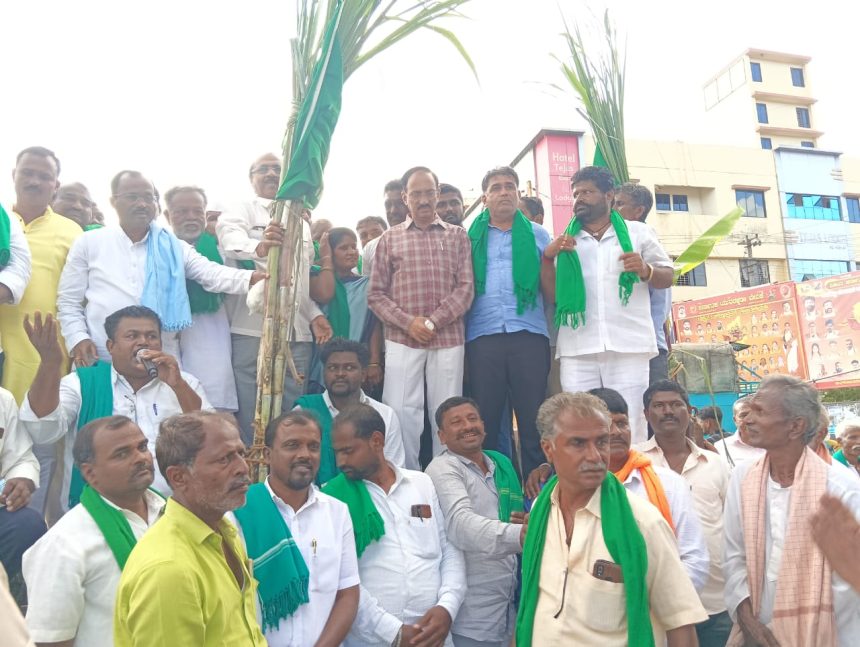 ರೈತರಿಗೆ ದರ ನಿಗದಿಗೆ ಸರ್ಕಾರಕ್ಕೆ ಮನವಿ : ಮಹಾಂತೇಶ ಕೌಜಲಗಿ 