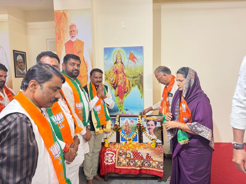 ವಂದೇ ಮಾತರಂ ಗೀತೆಗೆ 150 ವರ್ಷಸಂಭ್ರಮಾಚರಣೆ ವಂದೇ ಮಾತರಂ ಗೀತೆಗೆ 150 ವರ್ಷಸಂಭ್ರಮಾಚರಣೆ