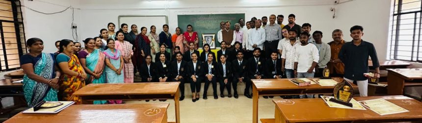 ಬೆಳಗಾವಿ ಆರ್ ಎಲ್ ಕಾನೂನು ಕಾಲೇಜಿನಲ್ಲಿ ಭಕ್ತ ಕನಕದಾಸರ ದಿನಾಚರಣೆ