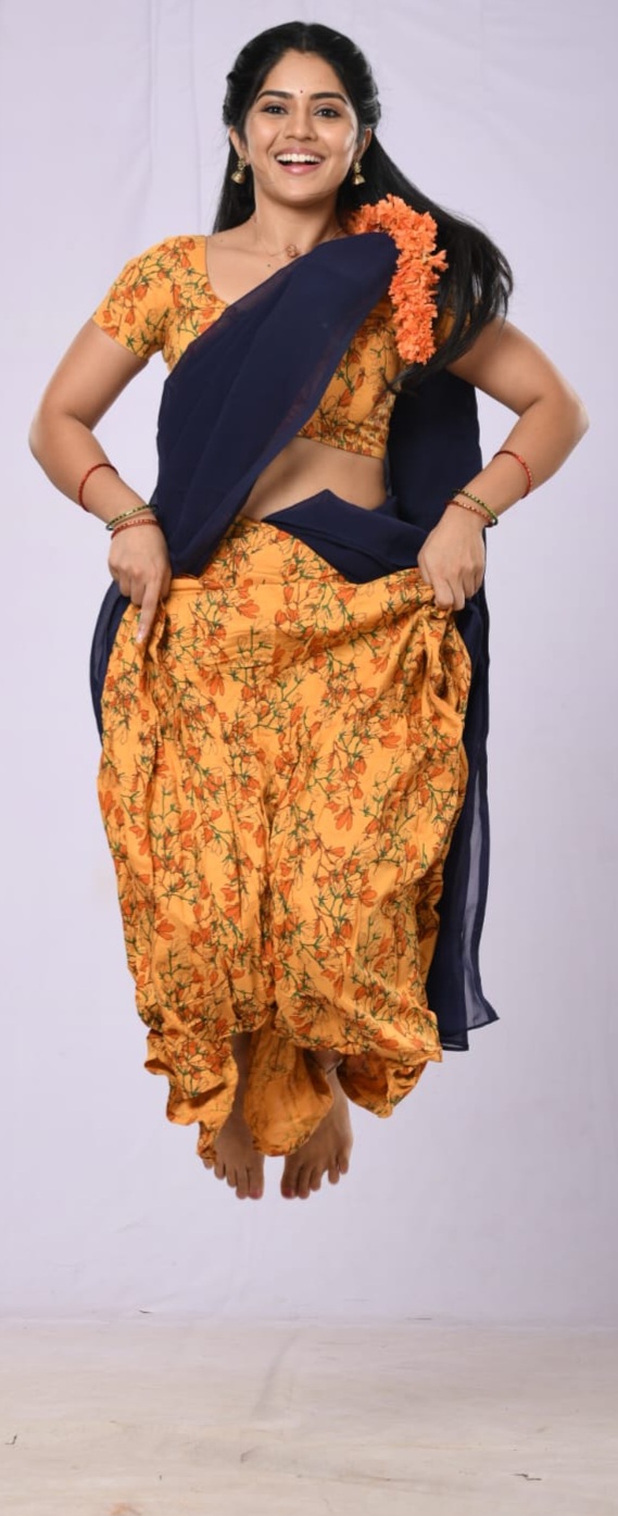 ರೈ ರೈ ರೈ ಈ ಪ್ರೀತಿ ಶ್ಯಾನೆ… ರೈ ರೈ ರೈ ಈ ಪ್ರೀತಿ ಶ್ಯಾನೆ…