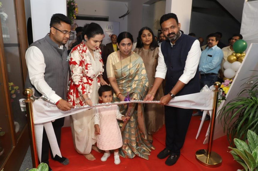 ಡಾ.ಹೆಬ್ಬಾಳಕರ್ಸ್ ಕ್ಲಿನಿಕ್ ಆರಂಭ ಉದ್ಘಾಟಿಸಿ ಶುಭ ಹಾರೈಸಿದ ಸಚಿವೆ ಲಕ್ಷ್ಮೀ ಹೆಬ್ಬಾಳಕರ್ ಡಾ.ಹೆಬ್ಬಾಳಕರ್ಸ್ ಕ್ಲಿನಿಕ್ ಆರಂಭ ಉದ್ಘಾಟಿಸಿ ಶುಭ ಹಾರೈಸಿದ ಸಚಿವೆ ಲಕ್ಷ್ಮೀ ಹೆಬ್ಬಾಳಕರ್