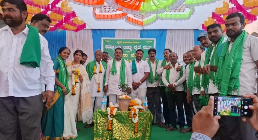 ರೈತರ ಬೆಳವಣಿಗೆ ನಾವು ನೀವೆಲ್ಲರೂ ಹೋರಾಟ ಮಾಡೋಣ: ಚೂನಪ್ಪ ಪೂಜೇರಿ 