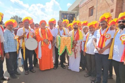  ಕನ್ನಡ ಉಳುವಿಗಾಗಿ ಯುವಕರಲ್ಲಿ ಉತ್ಸಹ ಬರಬೇಕು :ಚಂದ್ರಶೇಖರ ಶ್ರೀ