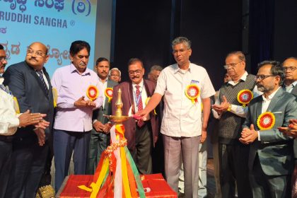 ದಲಿತ ಸಮುದಾಯ  ಬೆಳೆಸುವ ಕಾರ್ಯವಾಗಲಿ: ಜಿಲ್ಲಾ ಉಸ್ತುವಾರಿ ಸಚಿವ ಸತೀಶ ಜಾರಿಹೊಳಿ 