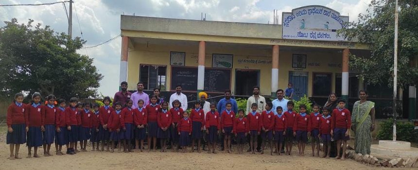 ವಿದ್ಯಾರ್ಥಿಗಳ ಸಂರಕ್ಷಣೆ ಎಲ್ಲರ ಹೊಣೆ:ಅಧ್ಯಕ್ಷೆ ರೂಪಾ ಹೊಸಟ್ಟಿ ವಿದ್ಯಾರ್ಥಿಗಳ ಸಂರಕ್ಷಣೆ ಎಲ್ಲರ ಹೊಣೆ:ಅಧ್ಯಕ್ಷೆ ರೂಪಾ ಹೊಸಟ್ಟಿ