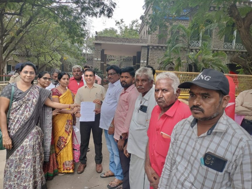 ಕಾರ್ಮಿಕ ವಿರೋಧಿ ನೀತಿ ಕೈಬಿಡುವಂತೆ ಆಗ್ರಹ