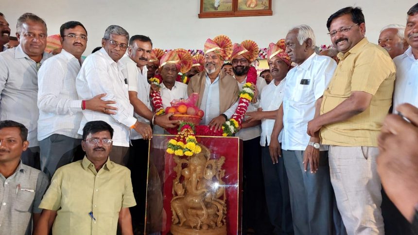 ಹುಕ್ಕೇರಿ ತಾಲುಕಿನ ರಾಜಕೀಯ ರಹಿತ ಸಹಕಾರಿ ಸಂಘಗಳು ರಾಜ್ಯಕ್ಕೆ ಮಾದರಿ : ರಮೇಶ ಕತ್ತಿ