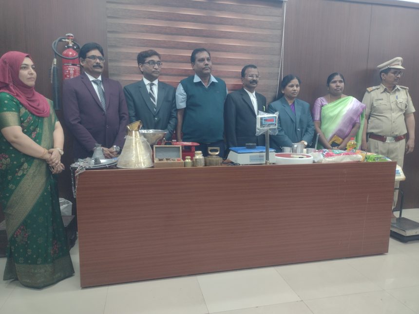 ಗ್ರಾಹಕರ ಹಕ್ಕು, ಜವಾಬ್ದಾರಿ ಅರಿವು ಹೊಂದಿ : ನ್ಯಾ. ರಾಜೇಶ್ ಎನ್.ಹೊಸಮನೆ