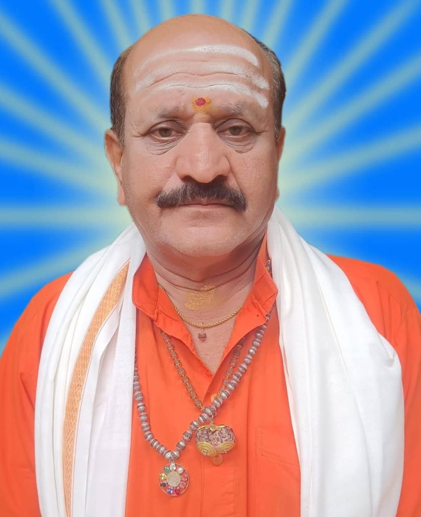 ಮುತ್ನಾಳ ಶಿವಾನಂದ ಶಿವಾಚಾರ್ಯ ಶ್ರೀ ನಿಧನಕ್ಕೆ ಸಚಿವೆ ಲಕ್ಷ್ಮೀ ಹೆಬ್ಬಾಳಕರ್ ಸಂತಾಪ ಮುತ್ನಾಳ ಶಿವಾನಂದ ಶಿವಾಚಾರ್ಯ ಶ್ರೀ ನಿಧನಕ್ಕೆ ಸಚಿವೆ ಲಕ್ಷ್ಮೀ ಹೆಬ್ಬಾಳಕರ್ ಸಂತಾಪ