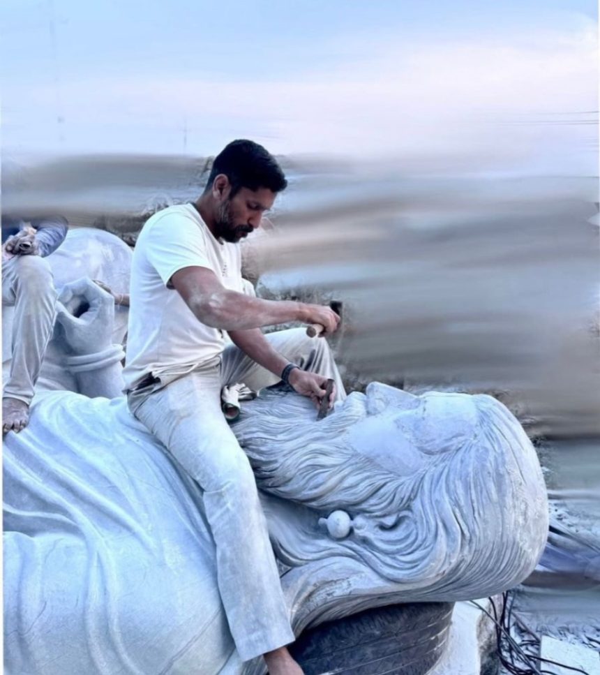 ಬಳ್ಳಾರಿಯಲ್ಲಿ ಅನಾವರಣಗೊಳ್ಳಲಿರುವ ಶ್ರೀವಾಲ್ಮೀಕಿ ಪ್ರತಿಮೆ ಸಾಮಾಜಿಕ ಜಾಲತಾಣಗಳಲ್ಲಿ ವೈರಲ್ ಬಳ್ಳಾರಿಯಲ್ಲಿ ಅನಾವರಣಗೊಳ್ಳಲಿರುವ ಶ್ರೀವಾಲ್ಮೀಕಿ ಪ್ರತಿಮೆ ಸಾಮಾಜಿಕ ಜಾಲತಾಣಗಳಲ್ಲಿ ವೈರಲ್