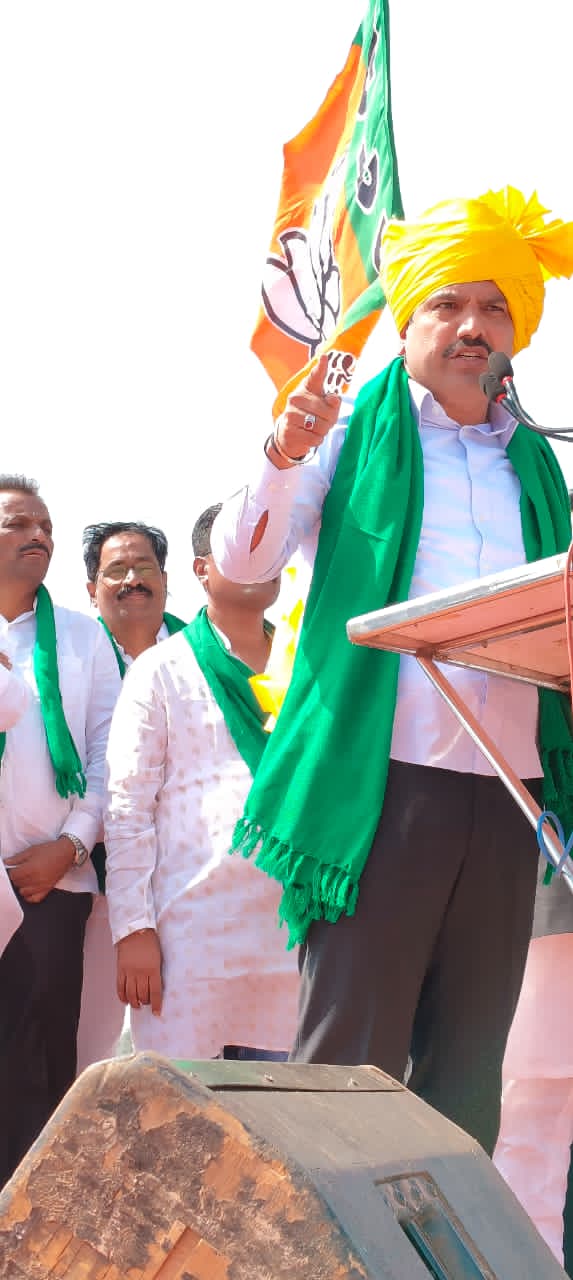 ರಾಜ್ಯ ಸರ್ಕಾರದ ರೈತ ವಿರೋಧಿ ನೀತಿಗಳನ್ನು ವಿರೋಧಿಸಿ ಬಿಜೆಪಿ ವತಿಯಿಂದ ಬೃಹತ್ ಪ್ರತಿಭಟನೆ: ಐನಾಥರೆಡ್ಡಿ ರಾಜ್ಯ ಸರ್ಕಾರದ ರೈತ ವಿರೋಧಿ ನೀತಿಗಳನ್ನು ವಿರೋಧಿಸಿ ಬಿಜೆಪಿ ವತಿಯಿಂದ ಬೃಹತ್ ಪ್ರತಿಭಟನೆ: ಐನಾಥರೆಡ್ಡಿ