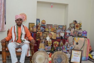 ಅಭಿನವ ಕರಡಿಗೆ ಬಾಲಗೌರವ ಪ್ರಶಸ್ತಿ