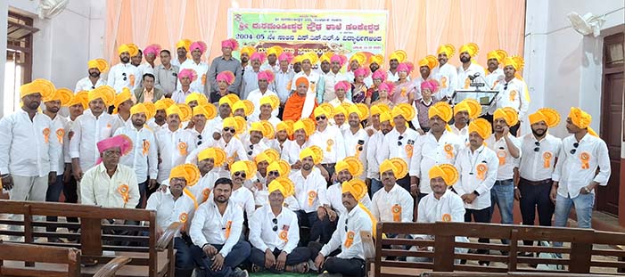 ದುರದುಂಡೇಶ್ವರ ಪ್ರೌಢ ಶಾಲೆಯ ವಿದ್ಯಾರ್ಥಿಗಳ ಸ್ನೇಹ ಸಮ್ಮಿಲನ ದುರದುಂಡೇಶ್ವರ ಪ್ರೌಢ ಶಾಲೆಯ ವಿದ್ಯಾರ್ಥಿಗಳ ಸ್ನೇಹ ಸಮ್ಮಿಲನ