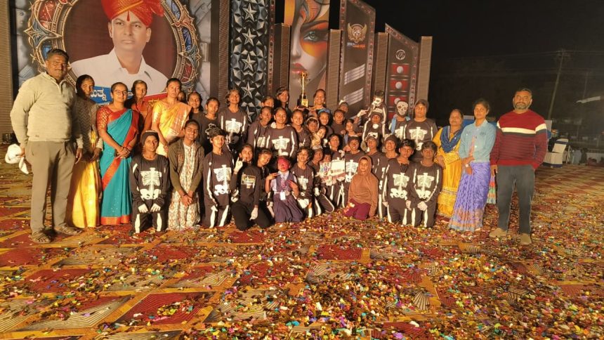 ಸತೀಶ ಶುಗರ್ ಅವಾಡ್೯ನಲ್ಲಿ ಯಡೂರ ಸರ್ಕಾರಿ ಪ್ರಾಥಮಿಕ ಶಾಲೆಯ ವಿದ್ಯಾರ್ಥಿಗಳ ಅಮೋಘ ಸಾಧನೆ ಸತೀಶ ಶುಗರ್ ಅವಾಡ್೯ನಲ್ಲಿ ಯಡೂರ ಸರ್ಕಾರಿ ಪ್ರಾಥಮಿಕ ಶಾಲೆಯ ವಿದ್ಯಾರ್ಥಿಗಳ ಅಮೋಘ ಸಾಧನೆ