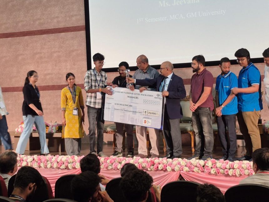 ಬಳ್ಳಾರಿ ಬಿಸಿನೆಸ್ ಕಾಲೇಜು ವಿದ್ಯಾರ್ಥಿಗಳಿಗೆ ರಾಷ್ಟ್ರಮಟ್ಟದ ಹ್ಯಾಕಥಾನ್ನಲ್ಲಿ ಪ್ರಥಮ ಸ್ಥಾನ ಬಳ್ಳಾರಿ ಬಿಸಿನೆಸ್ ಕಾಲೇಜು ವಿದ್ಯಾರ್ಥಿಗಳಿಗೆ ರಾಷ್ಟ್ರಮಟ್ಟದ ಹ್ಯಾಕಥಾನ್ನಲ್ಲಿ ಪ್ರಥಮ ಸ್ಥಾನ