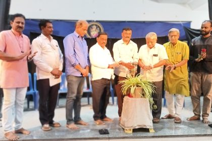 ಪ್ರತಿಯೊಬ್ಬರಲ್ಲೂ ಗಾಂಧೀಜಿ ಇದ್ದಾರೆ : ಡಾ. ಬಸವರಾಜ ಬಳ್ಳಾರಿ