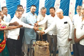 ೧೭ ತೊಗರಿ ಖರೀದಿ ಕೇಂದ್ರಗಳನ್ನು ತೆರೆಯಲಾಗಿದೆ : ವಿಜಯಾನಂದ ಕಾಶಪ್ಪನವರ