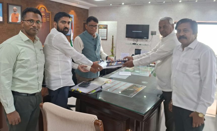 ಬ್ಯಾಡಗಿ ರೈಲು ನಿಲ್ದಾಣಕ್ಕೆ ಪ್ರಮುಖ ಎಕ್ಸ್‌ಪ್ರೆಸ್ ರೈಲುಗಳ ನಿಲುಗಡೆಗೆ ಮನವಿ