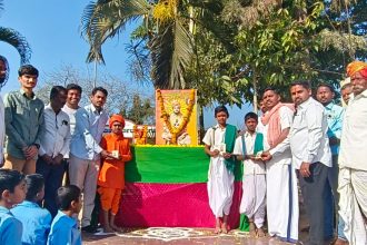 ಯುವಕರು ವಿವೇಕಾನಂದರ ಆದರ್ಶಗಳನ್ನು ಮೈಗೂಡಿಸಿಕೊಳ್ಳಬೇಕು : ಶಿವಯ್ಯ ಹಿರೇಮಠ