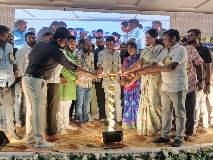 ಸ್ಪರ್ಧಾಳುಗಳು ಸೋಲು – ಗೆಲುವು ಎರಡನ್ನೂ ಸಮಾನವಾಗಿ ಸ್ವೀಕರಿಸಬೇಕು : ನಾರಾ ಭರತ್ ರೆಡ್ಡಿ ಸ್ಪರ್ಧಾಳುಗಳು ಸೋಲು – ಗೆಲುವು ಎರಡನ್ನೂ ಸಮಾನವಾಗಿ ಸ್ವೀಕರಿಸಬೇಕು : ನಾರಾ ಭರತ್ ರೆಡ್ಡಿ