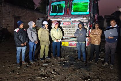 ಅಕ್ಕಿಯ ಅಕ್ರಮ ದಂಧೆ ಮೇಲೆ ದಾಳಿ : 523 ಪಡಿತರ ಅಕ್ಕಿ ವಶ 