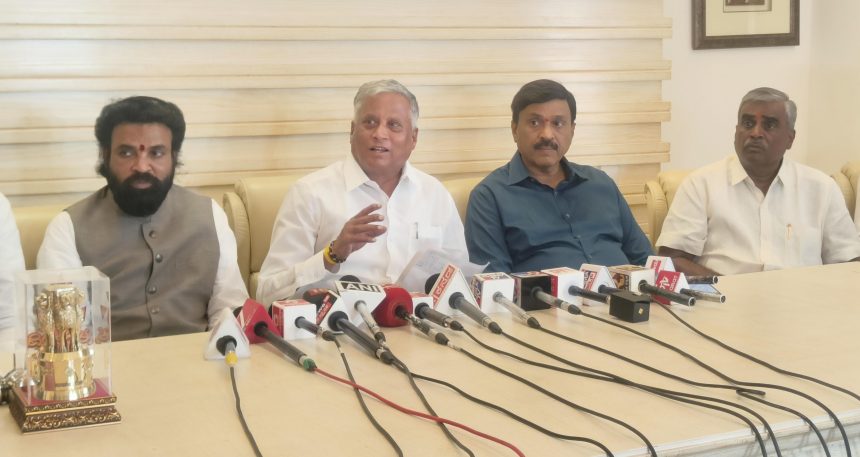 ಹೊಸ ವರ್ಷವು ಕಾಂಗ್ರೆಸ್ ನವರಿಗೆ ಕೆಟ್ಟ ಗಳಿಗೆಯ ಸಂದೇಶ ಸೂಚಿಸಿದೆ : ರೈಲ್ವೆ ಸಚಿವ ಸೋಮಣ್ಣ