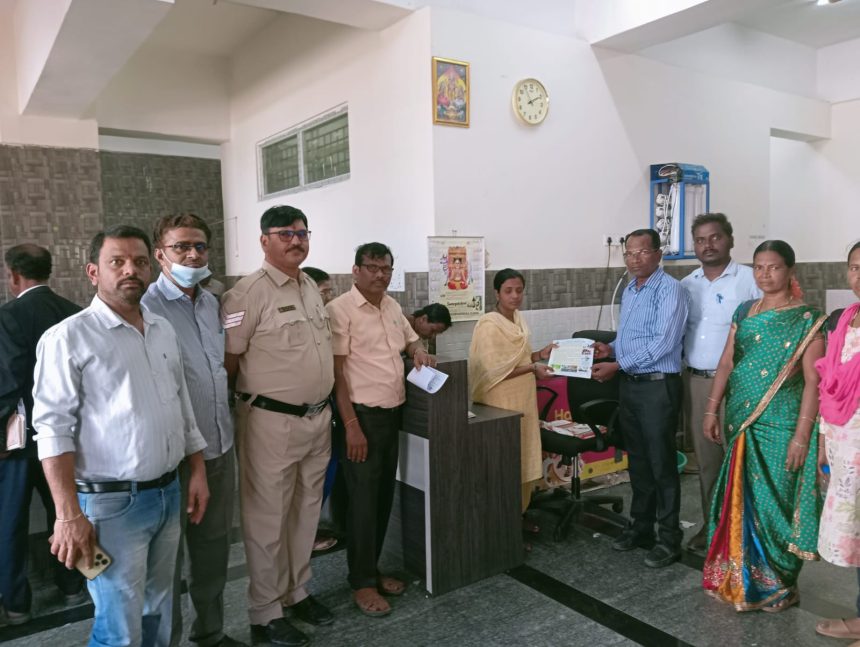 ವಿವಿಧೆಡೆ ದಾಳಿ: ಇಬ್ಬರು ಬಾಲಕಾರ್ಮಿಕ ಮಕ್ಕಳ ರಕ್ಷಣೆ ವಿವಿಧೆಡೆ ದಾಳಿ: ಇಬ್ಬರು ಬಾಲಕಾರ್ಮಿಕ ಮಕ್ಕಳ ರಕ್ಷಣೆ