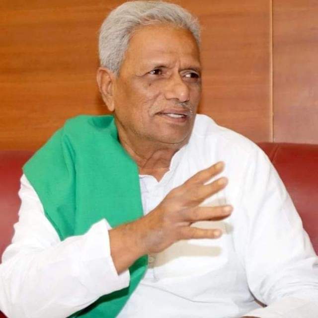 ಹಸಿರು ಟಾವೆಲ್ಗೆ ಉಸಿರು ತಂದ ರೈತ ನಾಯಕ ಶ್ರೀ ಬಾಬಾಗೌಡ ಪಾಟೀಲರ ಸ್ಮರಣಾಂಜಲಿ ಹಸಿರು ಟಾವೆಲ್ಗೆ ಉಸಿರು ತಂದ ರೈತ ನಾಯಕ ಶ್ರೀ ಬಾಬಾಗೌಡ ಪಾಟೀಲರ ಸ್ಮರಣಾಂಜಲಿ