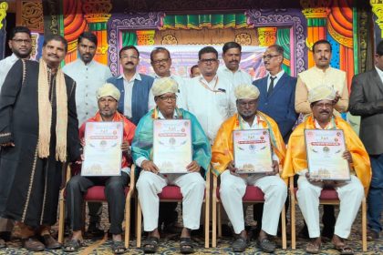 ಮಹಿಬೂಬ ಅಮೀರಹಮಜಾ ಲಕ್ಕಡಹಾರ ಅವರಿಗೆ “ಆದರ್ಶ ಶಿಕ್ಷಕ ಸೇವಾ ರತ್ನ” ಪ್ರಶಸ್ತಿ