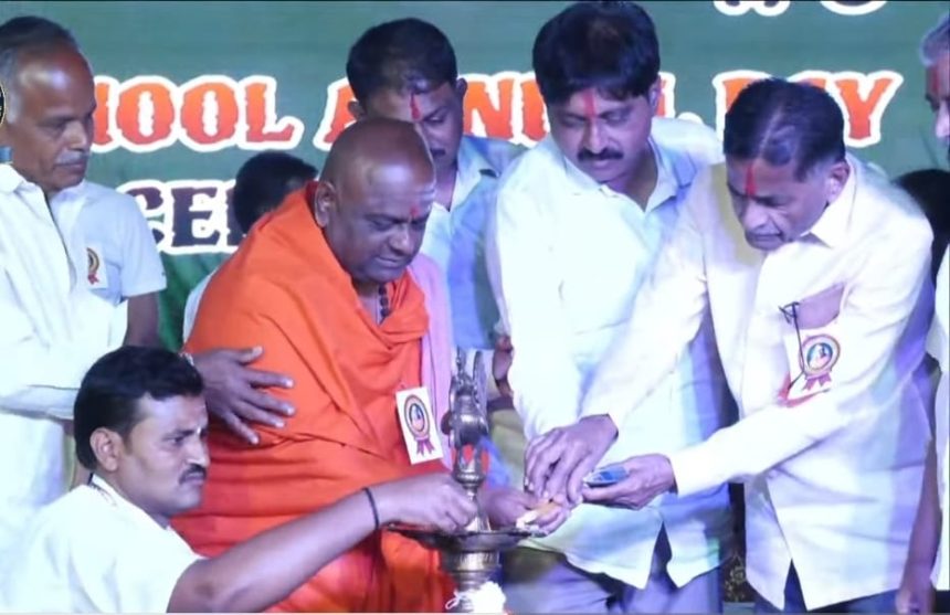 ಶ್ರೀ ಗಾಳೇಶ್ವರ ಮಠ ಗ್ರಾಮೀಣ ಭಾಗದಲ್ಲಿ ಗುಣಮಟ್ಟದ ಶಿಕ್ಷಣ ನೀಡುತ್ತಿದೆ : ಬಾಬಾಸಾಹೇಬ ಪಾಟೀಲ ಶ್ರೀ ಗಾಳೇಶ್ವರ ಮಠ ಗ್ರಾಮೀಣ ಭಾಗದಲ್ಲಿ ಗುಣಮಟ್ಟದ ಶಿಕ್ಷಣ ನೀಡುತ್ತಿದೆ : ಬಾಬಾಸಾಹೇಬ ಪಾಟೀಲ