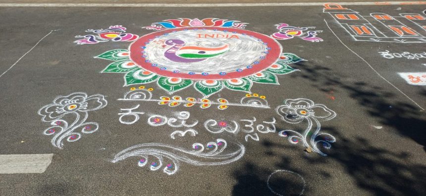 ಕಂಪ್ಲಿ ಉತ್ಸವ: ರಂಗೋಲಿಯಿಂದ ಕಂಗೊಳಿಸಿದ ಕಂಪ್ಲಿ ಪ್ರಮುಖ ರಸ್ತೆಗಳು