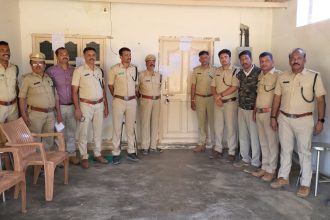 ಅಕ್ರಮ ಶ್ರೀಗಂಧ ಸಾಗಾಣಿಕೆ: ಇಬ್ಬರ ಬಂಧನ