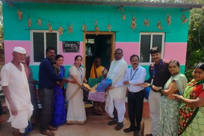 ವಾತ್ಸಲ್ಯ ಕಿಟ್ ವಿತರಿಸಿದ ಶ್ರೀಮತಿ ದಯಶೀಲ.