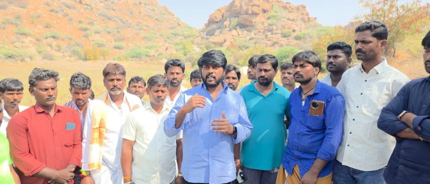 ಆದಿಮಾನವನ ಅಸ್ಥಿಪಂಜರ ಪತ್ತೆ  ಹಿನ್ನೆಲೆ ಸ್ಥಳಕ್ಕೆ ಸಿದ್ದಪ್ಪ ಭೇಟಿ