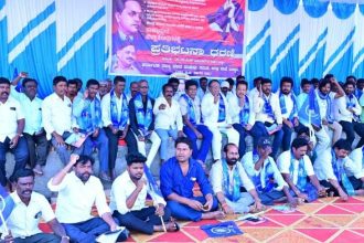 ಯುಜಿಸಿ ನಿಯಮಗಳಿಗೆ ತಡೆಯಾಜ್ಞೆ ತೆರವಿಗೆ ಒತ್ತಾಯಿಸಿ ಧರಣಿ