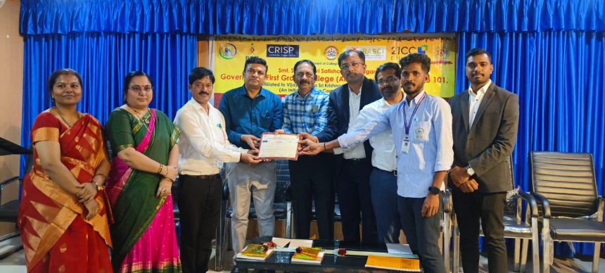 ಕಲಿಕೆಯೊಂದಿಗೆ ಗಳಿಕೆ ನವೀನ ಶಿಕ್ಷಣ ಮಾದರಿ  – ನಾಗೇಶ್