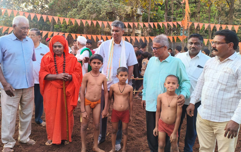 ಕ್ಷೇತ್ರದ ಅಭಿವೃದ್ಧಿಗೆ ಸದಾ ಬದ್ಧ: ಸಚಿವ ಸತೀಶ್‌ ಜಾರಕಿಹೊಳಿ