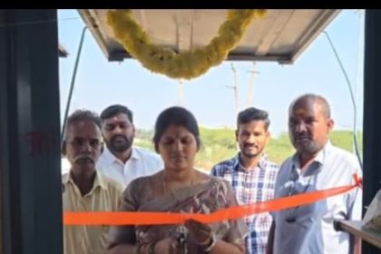 ಶಾಸಕ ನಾರಾ ಭರತ್ ರೆಡ್ಡಿಯವರಿಂದ ಬೀದಿ ಬದಿ ವ್ಯಾಪಾರಿಗೆ 50 ಸಾವಿರ ರೂ. ನೆರವು, ಅಂಗಡಿ ಉದ್ಘಾಟಿಸಿದ ಮಾಜಿ ಮೇಯರ್ ರಾಜೇಶ್ವರಿ