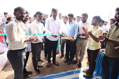 ಕುರುಗೋಡು ಉತ್ಸವ: ಜನಾಕರ್ಷಿಸಿದ ವಿವಿಧ ಇಲಾಖೆಗಳ ವಸ್ತು ಪ್ರದರ್ಶನ ಮಳಿಗೆಗಳು