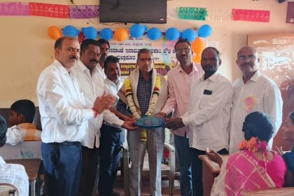  ಶ್ರೀ ಮಧುಕರ ದೇಶಪಾಂಡೆ ಇನಾಮದಾರ ಸರಕಾರಿ ಪ್ರೌಢ ಶಾಲೆಯ  ಗೌರವ ಕಾರ್ಯದರ್ಶಿಯಾಗಿ ಶ್ರೀಕಾಂತ ವಿ ಮಹಾಜನ ಆಯ್ಕೆ