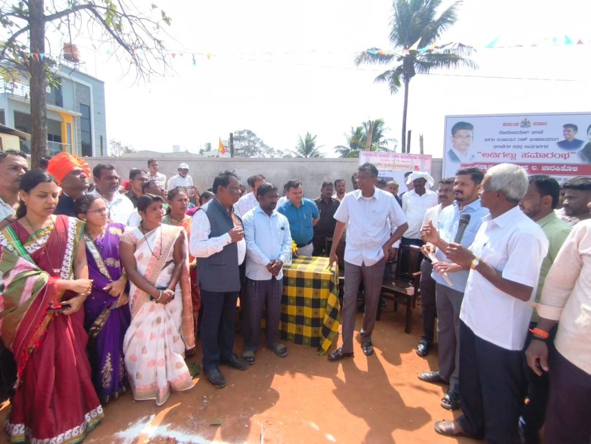 ಜಿಲ್ಲೆಯ ಅಭಿವೃದ್ಧಿಗೆ ಕ್ಷೇತ್ರದ ಜನರ ಸಹಕಾರ, ಆಶೀರ್ವಾದವೇ ಕಾರಣ: ಸಚಿವ ಸತೀಶ್ ಜಾರಕಿಹೊಳಿ ಜಿಲ್ಲೆಯ ಅಭಿವೃದ್ಧಿಗೆ ಕ್ಷೇತ್ರದ ಜನರ ಸಹಕಾರ, ಆಶೀರ್ವಾದವೇ ಕಾರಣ: ಸಚಿವ ಸತೀಶ್ ಜಾರಕಿಹೊಳಿ