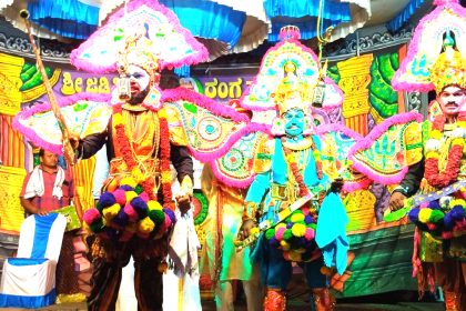 ಸಿರಿಗೇರಿಯಲ್ಲಿ ರಾಮಾಯಣ ಬಯಲಾಟ ಪ್ರದರ್ಶನ