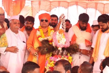 ಕಂಬಿ ಹೊತ್ತು ನಂಬಿ ಹೋಗುವವರಿಗೆ ಮಲ್ಲಯ್ಯ ಒಲಿಯುತ್ತಾನೆ: ಮಹಾಲಿಂಗೇಶ್ವರ ಶ್ರೀಗಳು